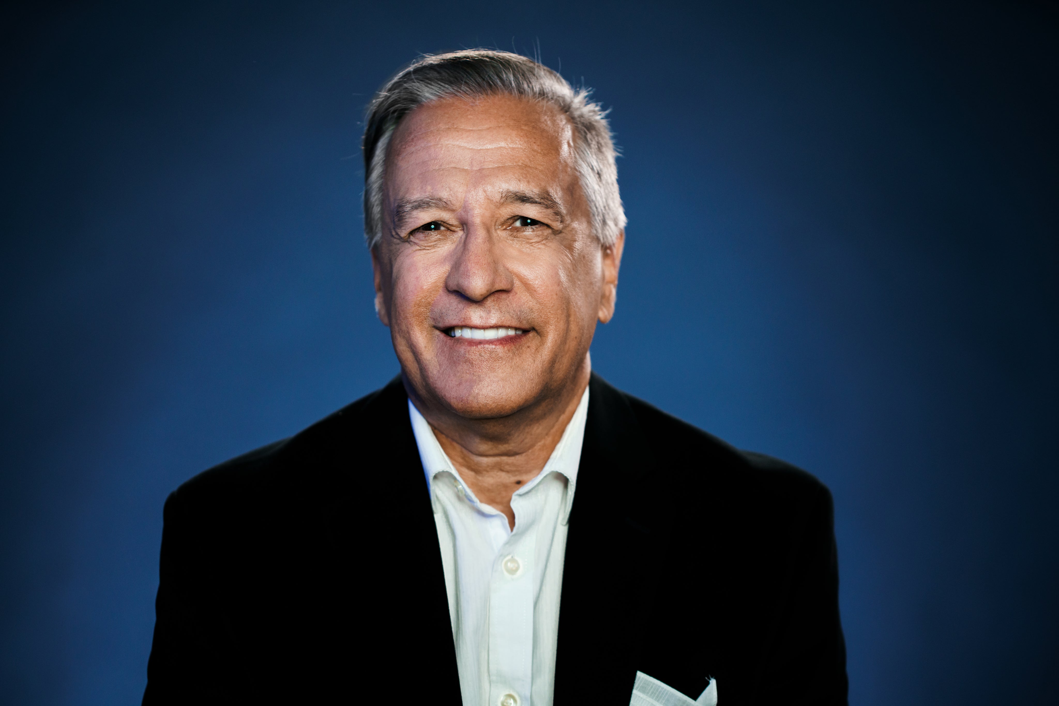 <em>Julian G.</em>